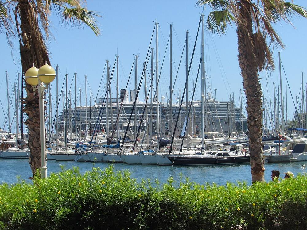 Waterfront view of Alicante